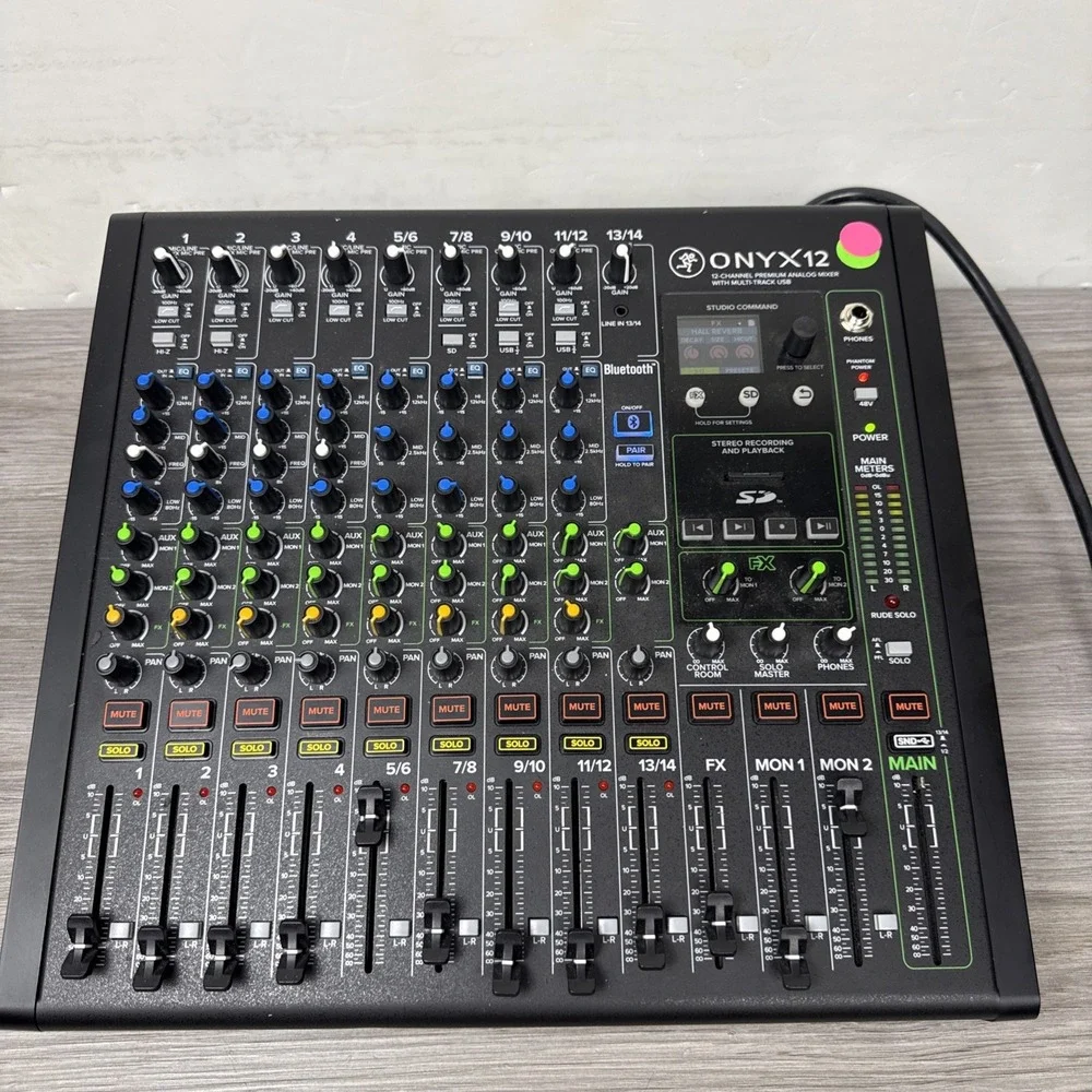 Mackie Onyx 12-Channel Premium Analog Mixer with Multi-Track USB